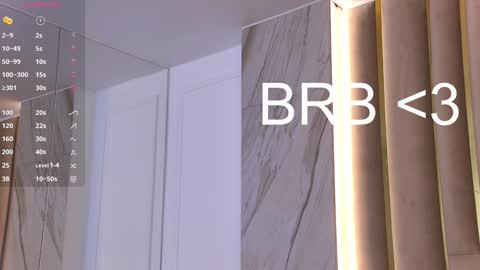 Leslie online show from February 2025 12:00:01 PM