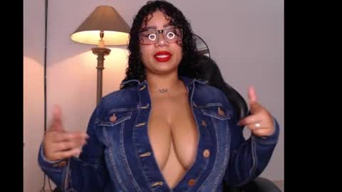 lesly online show from April 2026 02:18:01 AM