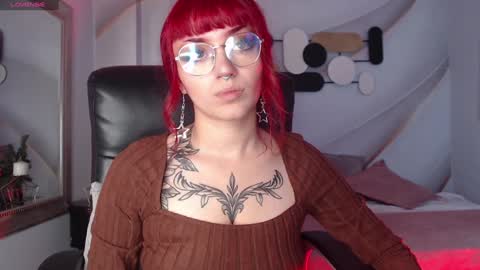 Snapshot of lessboobs_gh chatting on January 2025 01:03:02 PM Less online show from January 2025 01:03:02 PM