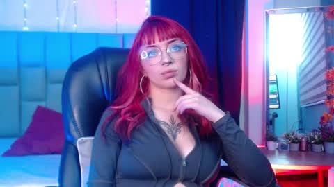 Snapshot of lessboobs_gh chatting on January 2025 11:44:02 AM Less online show from January 2025 11:44:02 AM