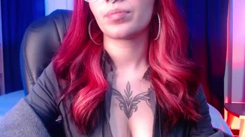 Snapshot of lessboobs_gh chatting on January 2025 02:47:01 PM Less online show from January 2025 02:47:01 PM