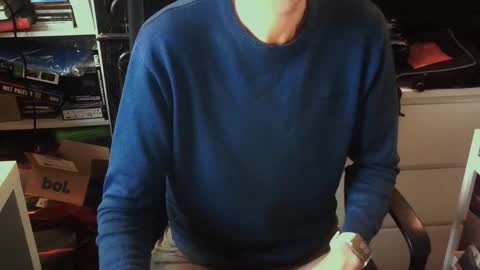 Snapshot of lestat_82 chatting on November 2025 03:35:01 PM Vampiro Diurno online show from November 2025 03:35:01 PM