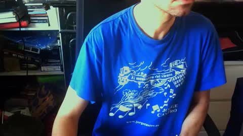 Snapshot of lestat_82 chatting on November 2025 10:26:01 AM Vampiro Diurno online show from November 2025 10:26:01 AM