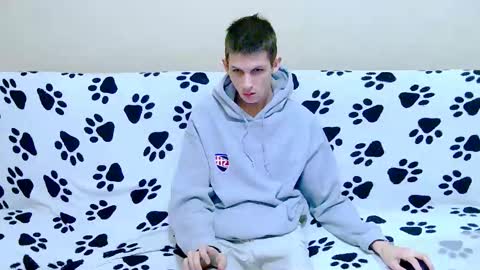 Snapshot of lester_broo chatting on February 2026 06:18:02 AM lester_broo online show from February 2026 06:18:02 AM