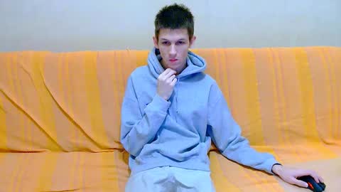 Snapshot of lester_broo chatting on February 2026 07:25:01 AM lester_broo online show from February 2026 07:25:01 AM