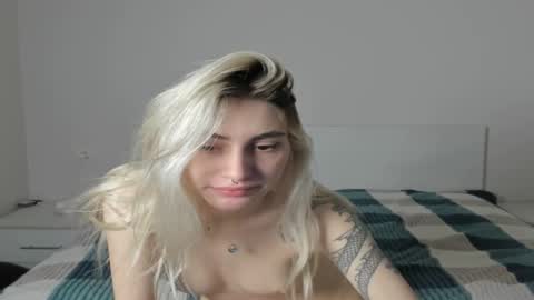 lesyaliss online show from February 2026 05:39:02 AM