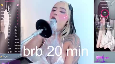 Snapshot of leticia_lynn1 chatting on February 2026 12:52:02 AM LETI 3 online show from February 2026 12:52:02 AM