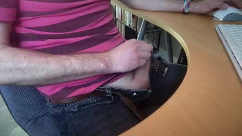 Snapshot of leukurrt chatting on March 2026 08:10:02 AM leukurrt online show from March 2026 08:10:02 AM