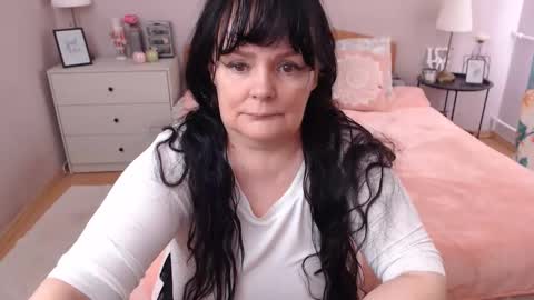 Mary online show from April 2026 12:02:01 PM