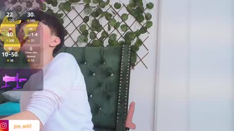 Snapshot of levi_ackermann1 chatting on January 2025 04:45:01 PM Levi online show from January 2025 04:45:01 PM