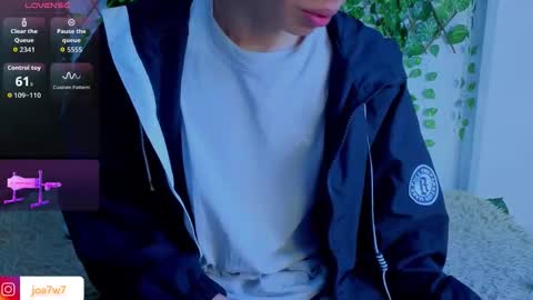 Snapshot of levi_ackermann1 chatting on September 2025 12:43:02 PM Levi online show from September 2025 12:43:02 PM