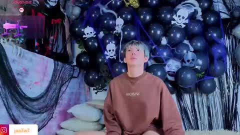 Snapshot of levi_ackermann1 chatting on October 2025 02:52:02 PM Levi online show from October 2025 02:52:02 PM