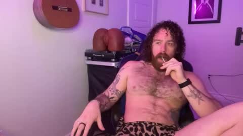 Snapshot of levi_daniel chatting on November 2025 10:41:02 PM Levi Daniel online show from November 2025 10:41:02 PM