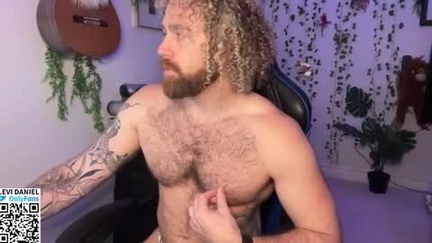 Snapshot of levi_daniel chatting on January 2026 12:03:01 AM Levi Daniel online show from January 2026 12:03:01 AM