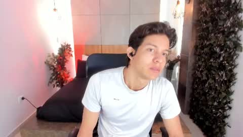 levinfox online show from July 2026 01:51:02 PM