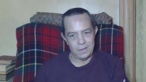 Snapshot of levon48 chatting on December 2024 01:34:01 AM levon48 online show from December 2024 01:34:01 AM