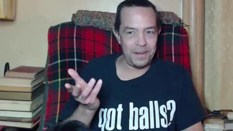 Snapshot of levon48 chatting on January 2025 01:21:02 AM levon48 online show from January 2025 01:21:02 AM