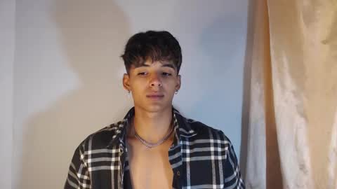 Snapshot of lewis_ly chatting on February 2026 06:11:01 PM i am lewis ly EDUARDO MEMDOZA15 online show from February 2026 06:11:01 PM