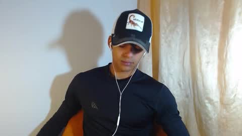 Snapshot of lewis_ly chatting on February 2026 12:22:02 PM i am lewis ly EDUARDO MEMDOZA15 online show from February 2026 12:22:02 PM
