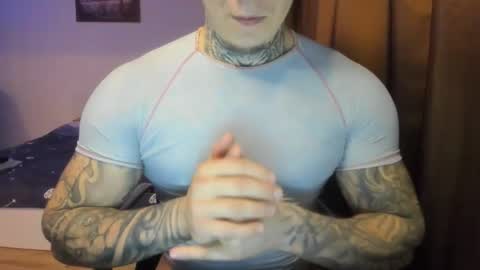 Snapshot of lewis_muscleee chatting on December 2025 08:15:01 PM blablablack online show from December 2025 08:15:01 PM