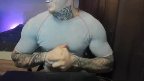 Snapshot of lewis_muscleee chatting on March 2026 05:49:01 PM blablablack online show from March 2026 05:49:01 PM