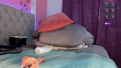 xiara online show from February 2026 02:06:02 AM