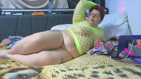 Snapshot of lexi2810 chatting on December 2024 09:31:01 PM Lexi und Lex online show from December 2024 09:31:01 PM