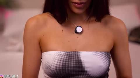 Snapshot of lexi_reed_ chatting on October 2025 02:18:02 PM Lexi Reed online show from October 2025 02:18:02 PM