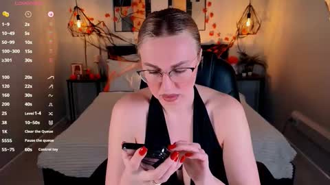 Lexy - Follow me online show from November 2025 07:08:01 AM