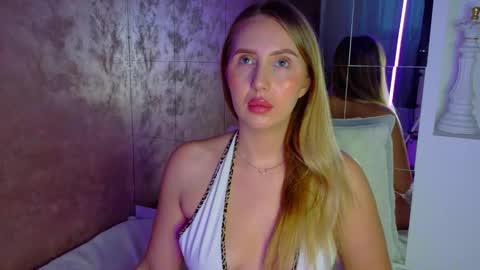 LEXXY online show from December 2025 05:48:01 AM