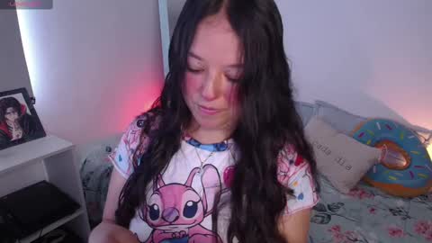 Snapshot of lexie_babe chatting on October 2025 07:22:01 PM Lexie Thompson 8pm 0000am -5 online show from October 2025 07:22:01 PM