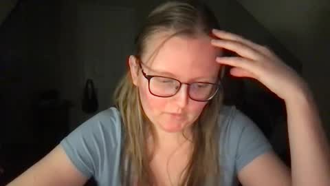 Snapshot of lexielilacs chatting on January 2025 02:14:02 AM lexie online show from January 2025 02:14:02 AM