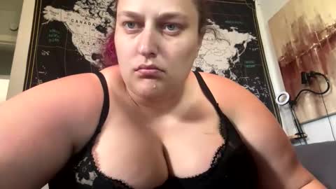 Snapshot of lexii132 chatting on May 2026 09:19:01 PM SoloAfterDark online show from May 2026 09:19:01 PM