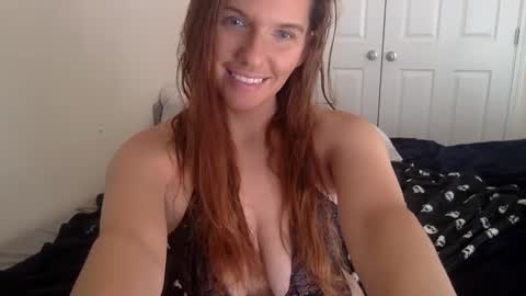 Snapshot of lexiial0 chatting on January 2025 05:35:02 PM Alexia L. online show from January 2025 05:35:02 PM