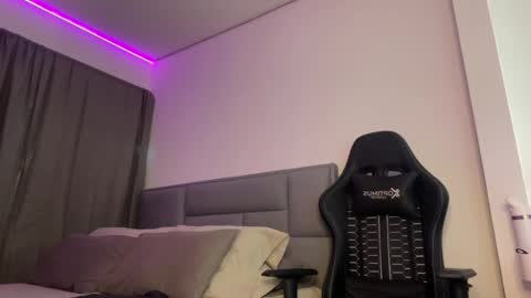 Alexa online show from April 2026 09:09:02 PM