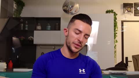 Snapshot of lexin25 chatting on December 2024 03:39:01 PM Askme online show from December 2024 03:39:01 PM