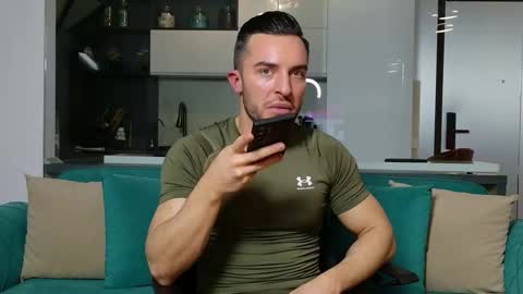 Snapshot of lexin25 chatting on March 2026 04:42:01 PM Askme online show from March 2026 04:42:01 PM