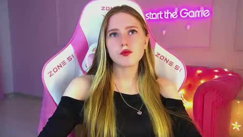 Lexi online show from December 2025 06:11:01 AM