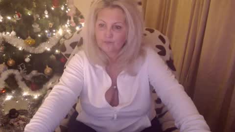 Hannah online show from December 2025 12:52:02 AM