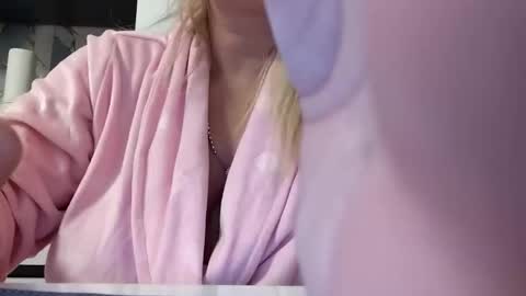 Hannah online show from February 2026 10:06:01 PM