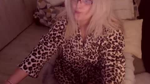 Hannah online show from March 2026 04:44:02 PM