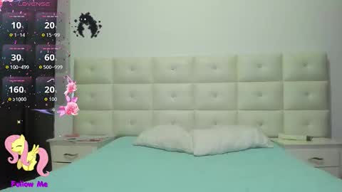 Snapshot of lexxi_ross chatting on October 2025 06:17:02 PM LEXXI online show from October 2025 06:17:02 PM