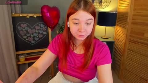 lexxxyone online show from March 2025 08:20:02 PM