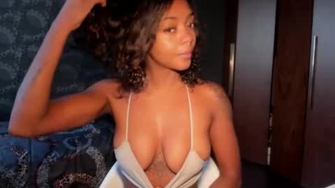 Snapshot of lexy_squirt_queen chatting on September 2025 10:26:01 AM LEXY - Independent account online show from September 2025 10:26:01 AM