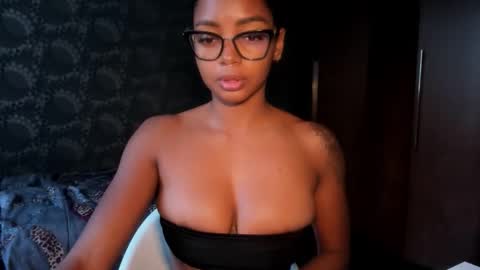 Snapshot of lexy_squirt_queen chatting on October 2025 12:50:01 PM LEXY - Independent account online show from October 2025 12:50:01 PM