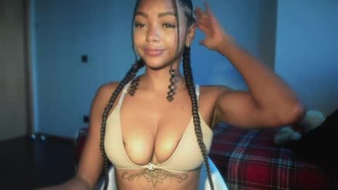 LEXY - Independent account online show from May 2026 10:22:01 AM