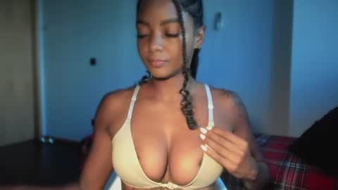 LEXY - Independent account online show from June 2026 10:31:02 AM