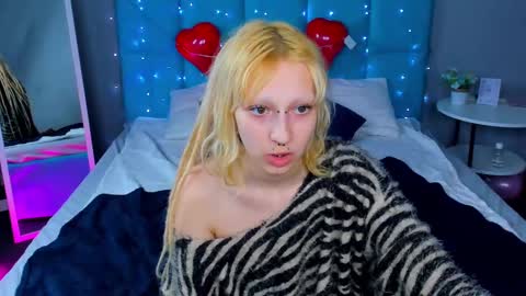 Lexy online show from February 2025 01:32:01 PM