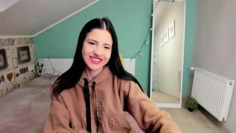 lexyswett online show from January 2025 08:33:01 AM