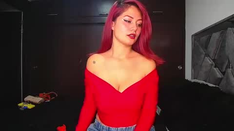 Leydy  online show from September 2025 01:18:01 AM